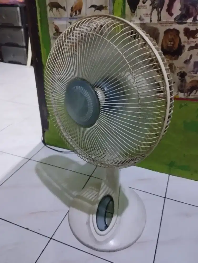 Kipas angin meja miyako 12 inch