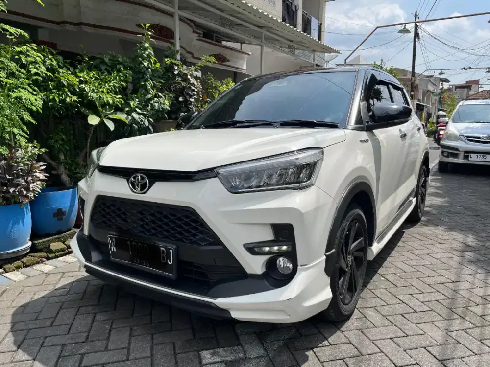 TOYOTA RAIZE 1.0  GR SPORT CVT 2021 TSS MATIC READY SIAP PAKAI