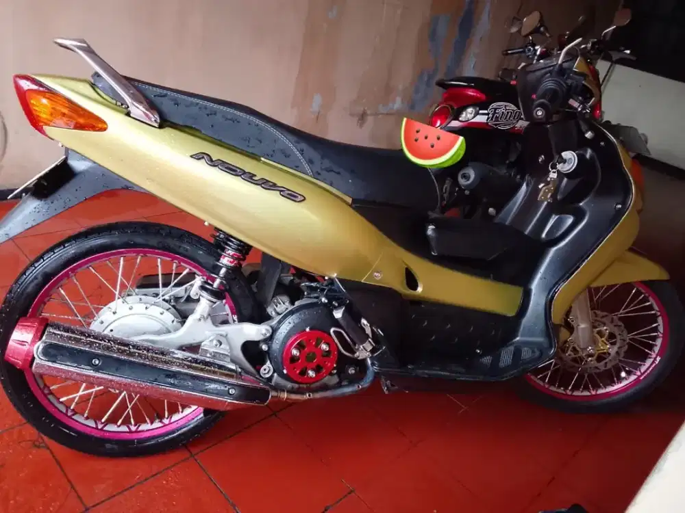 Yamaha nouvo 2002 asli gold