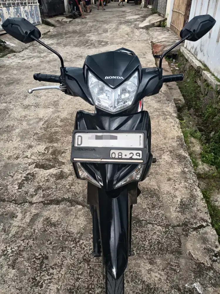 Supra X 125 FI 2015