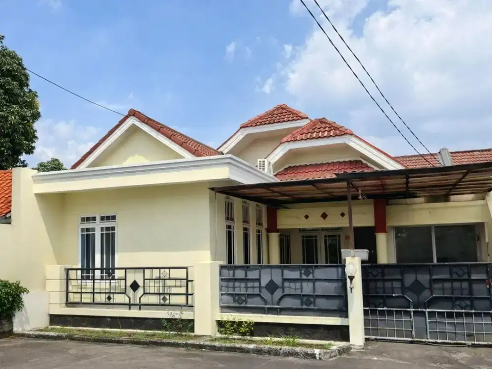 Dijual Rumah Bagus Strategis Sektor 1b Gading Serpong