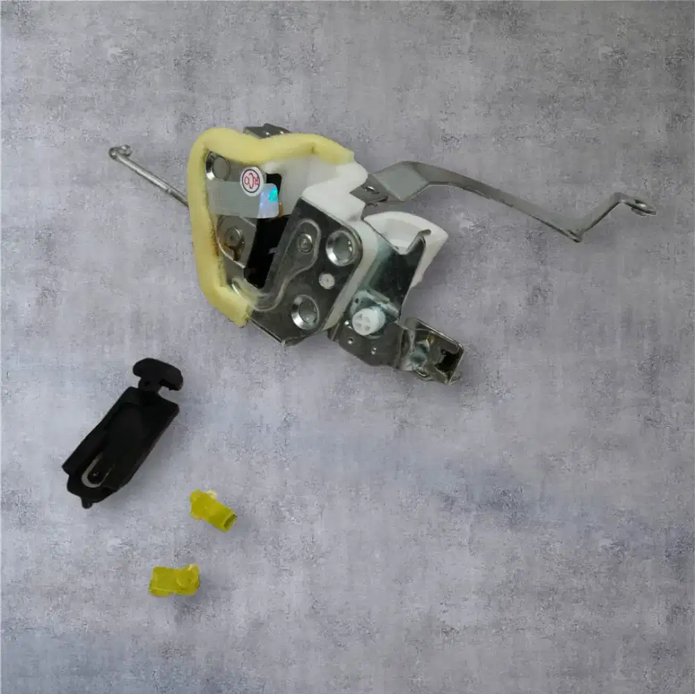 Door Lock Avanza Xenia Pintu Belakang Kiri