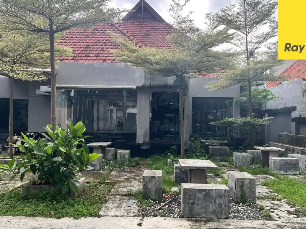 Rumah Dijalan Anwari Surabaya Pusat Kota