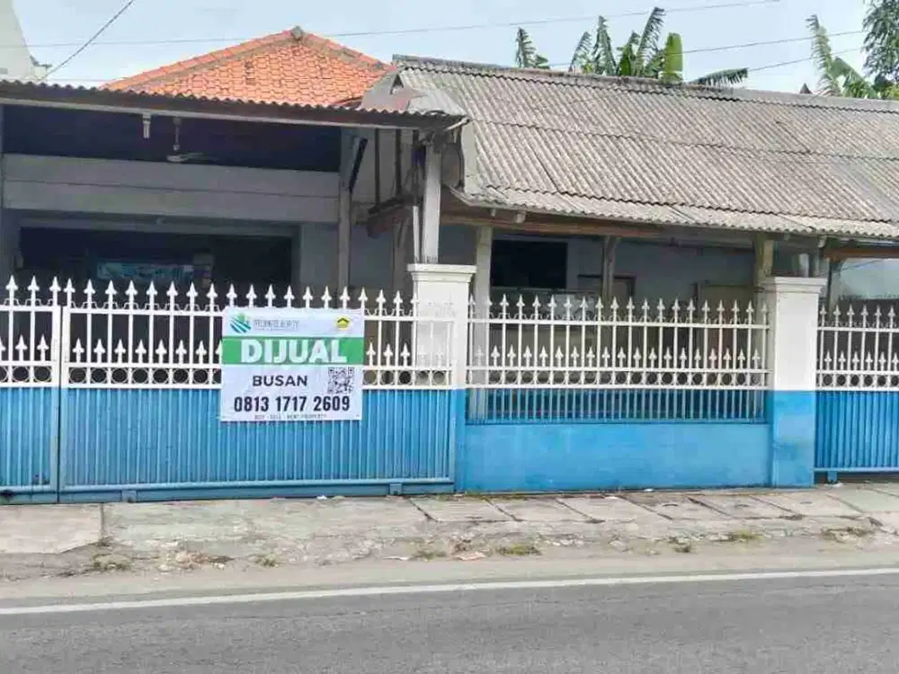 DIJUAL RUMAH DI PUSAT KOTA TANGERANG DEKAT PINTU TOL KEBON NANAS DAN STASIUN KERETA TANGERANG.
