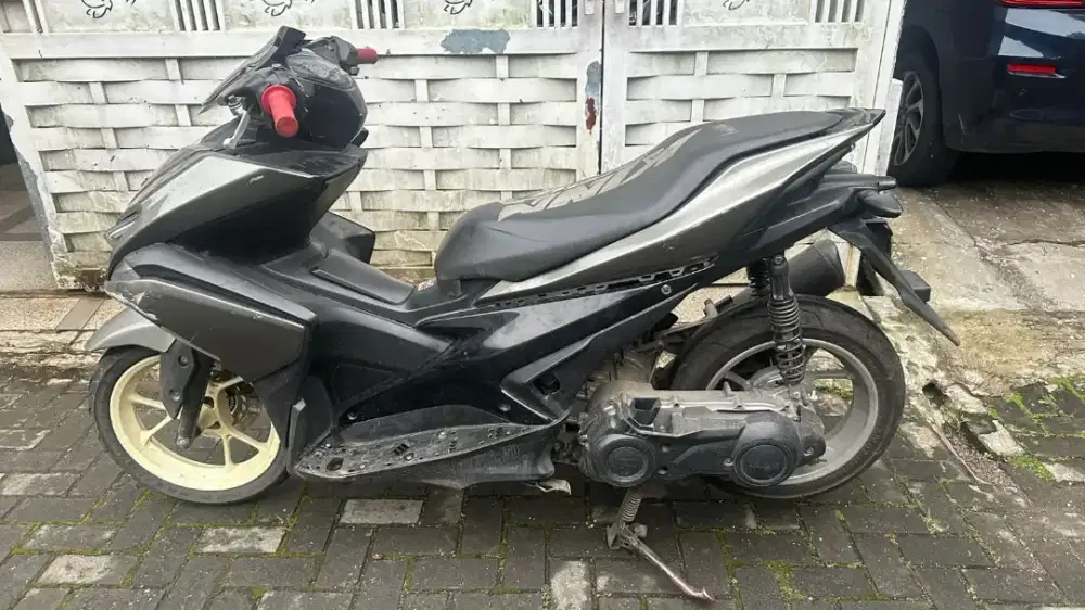 Yamaha aerox tahun 2019 plat d