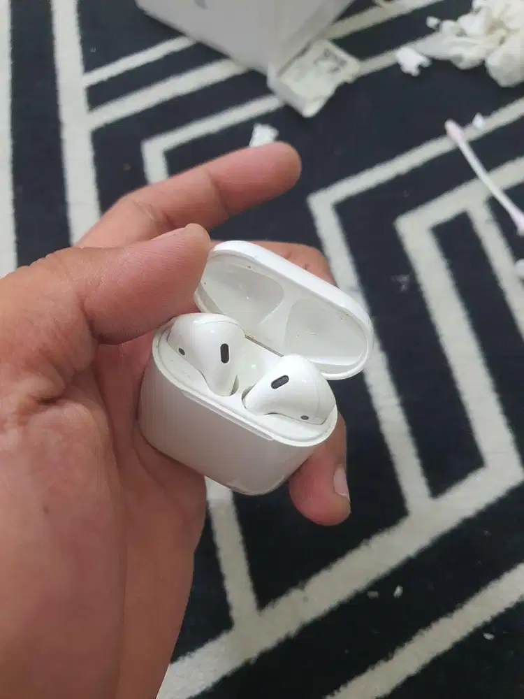 Air Pods Gen 2 No Minus