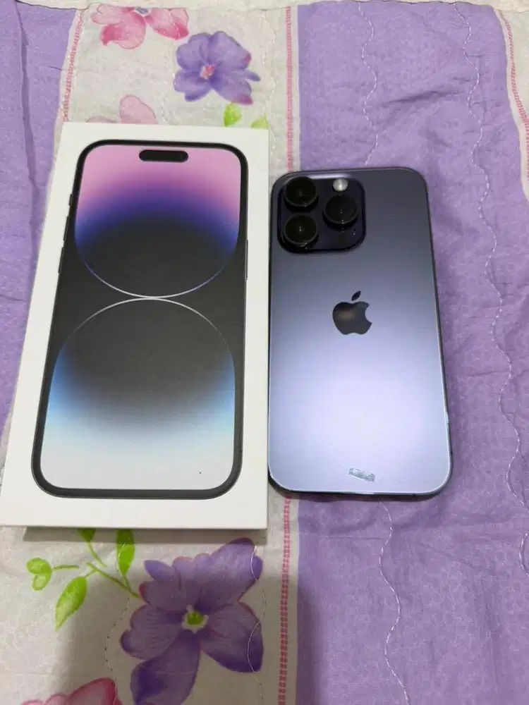 Iphone 14pro deep purple.
