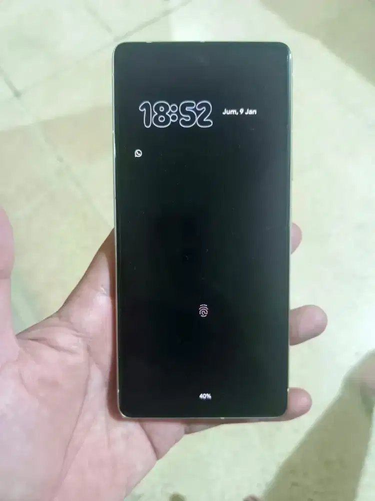 Pixel 7 8/128 lemongrass