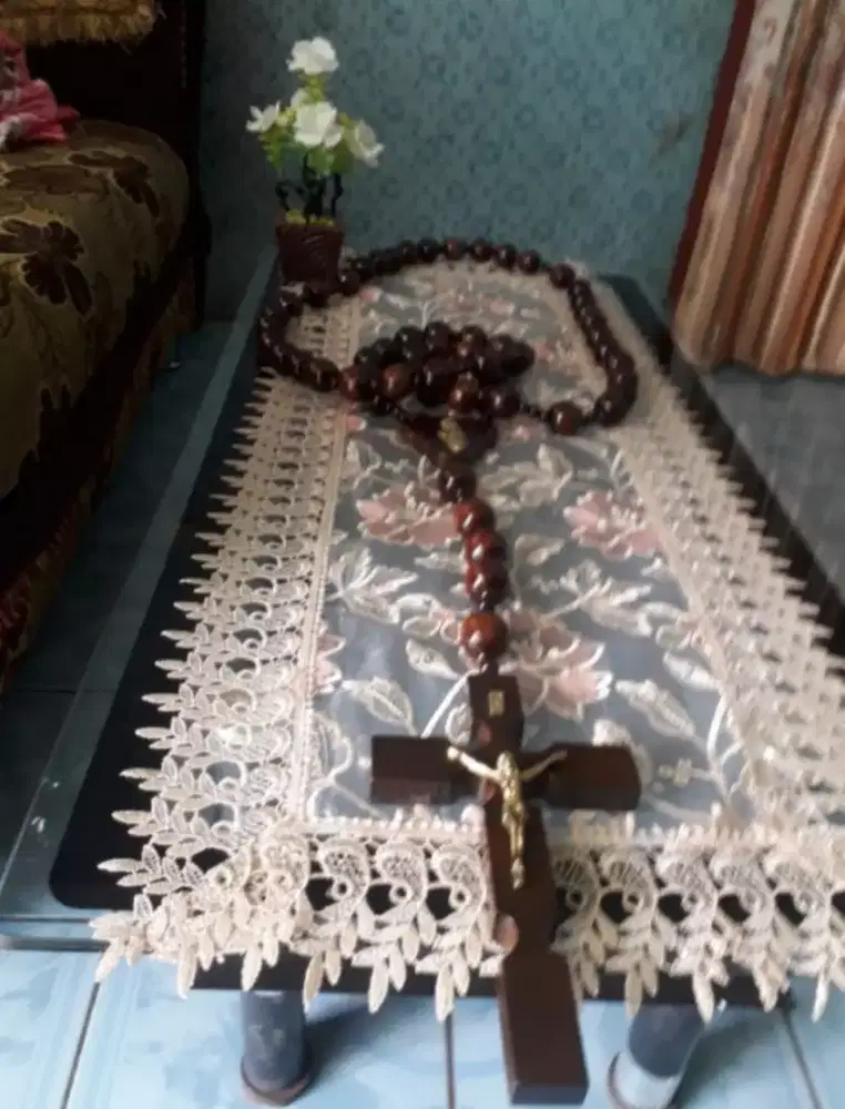 Jual cepat Kalung rosario besar untuk dinding