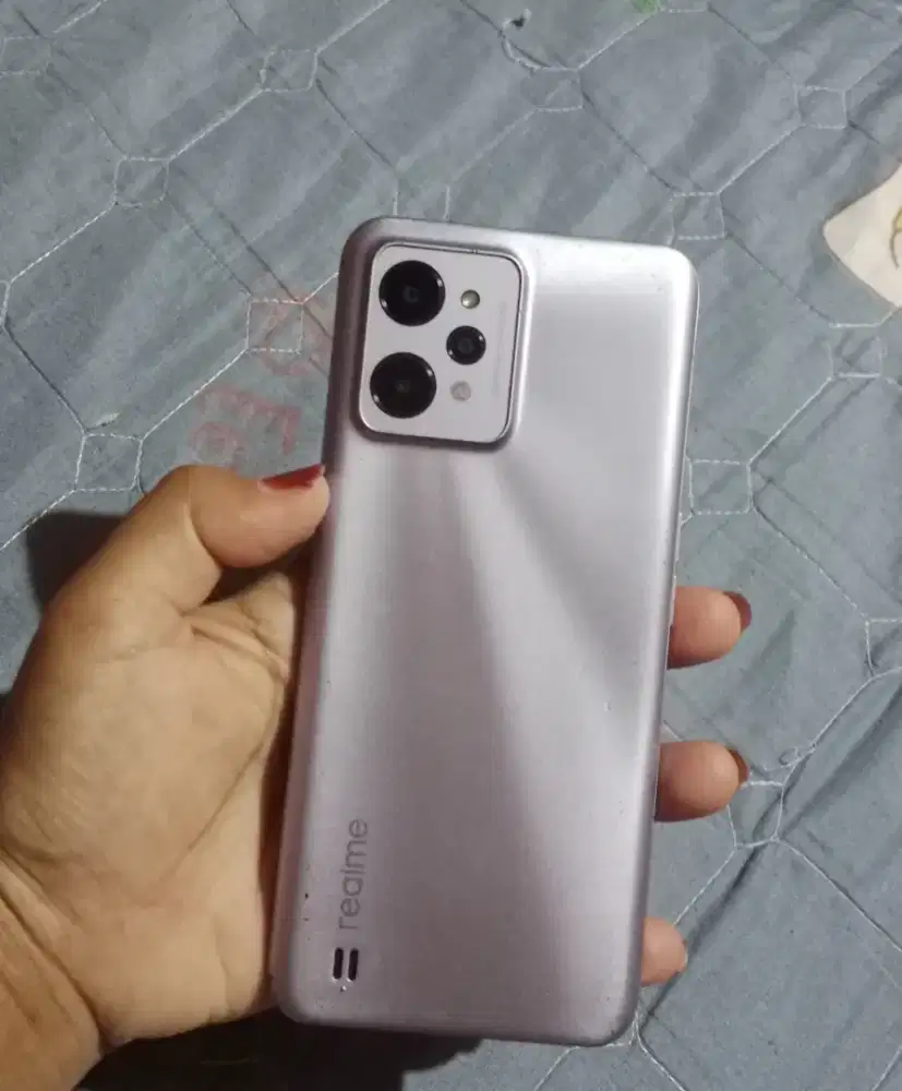 Realme c31 ram 4+4/64!..