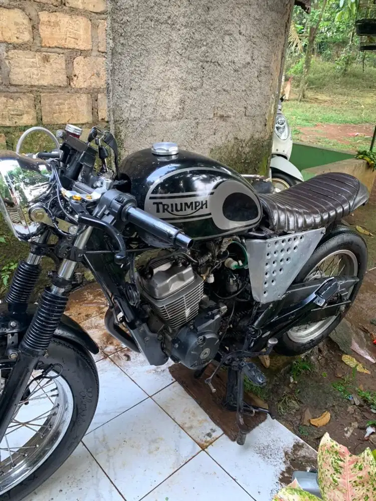 Caferacer basic mp 2011