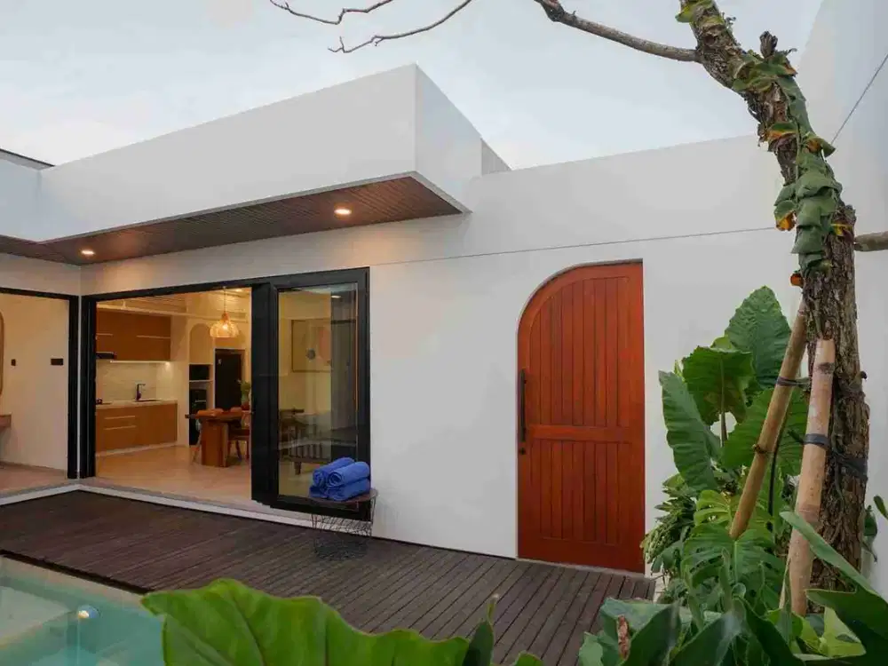 BRAND NEW VILA MEDITERANIAN JIMBARAN KUTA SELATAN BALI