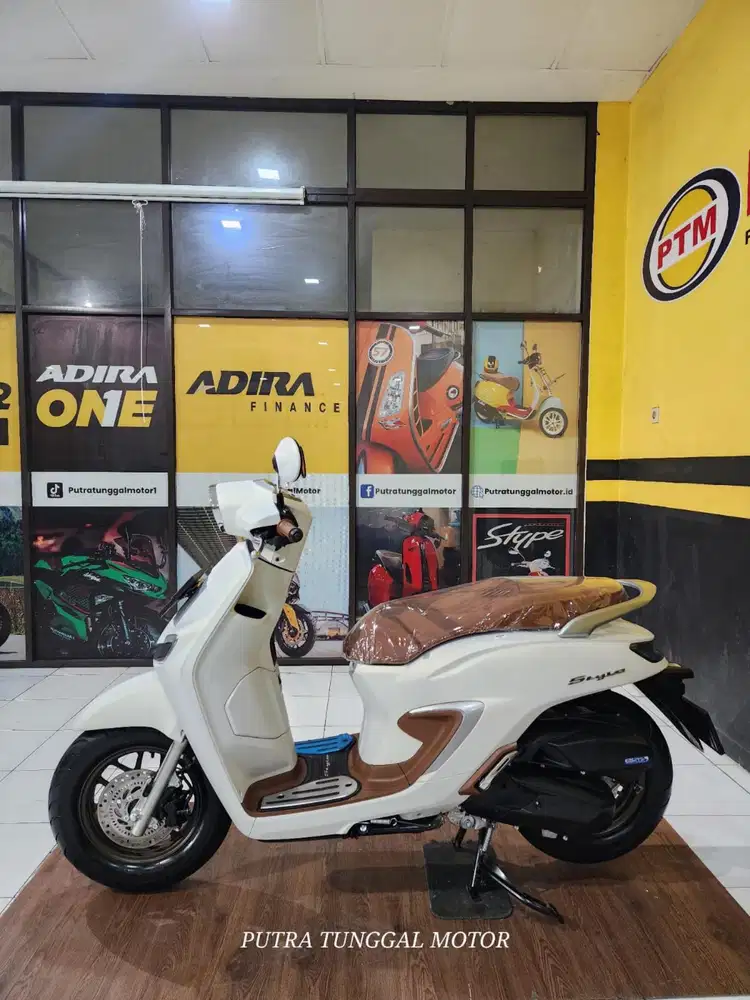 STYLO 160 ABS TAHUN 2025( PUTRA TUNGGAL MOTOR)