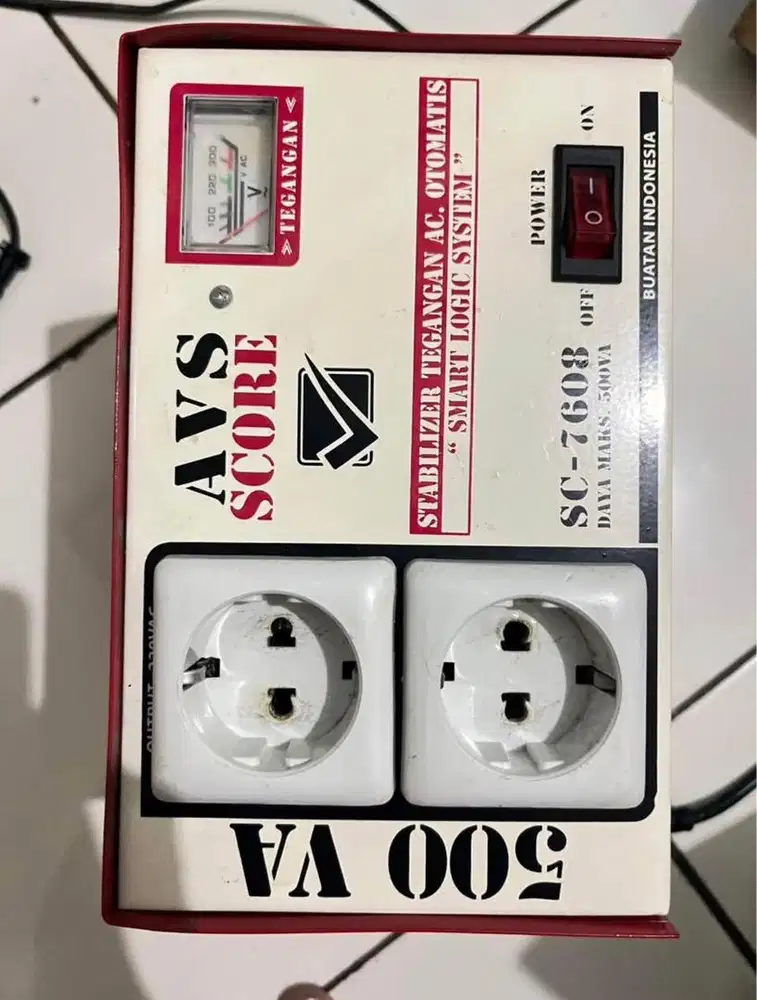 Stabilizer AVS SCORE 500 W