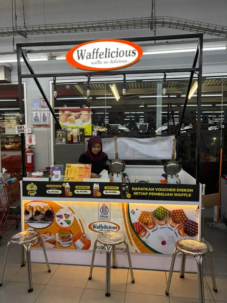 Franchise waffelicious di superindo wahidin semarang