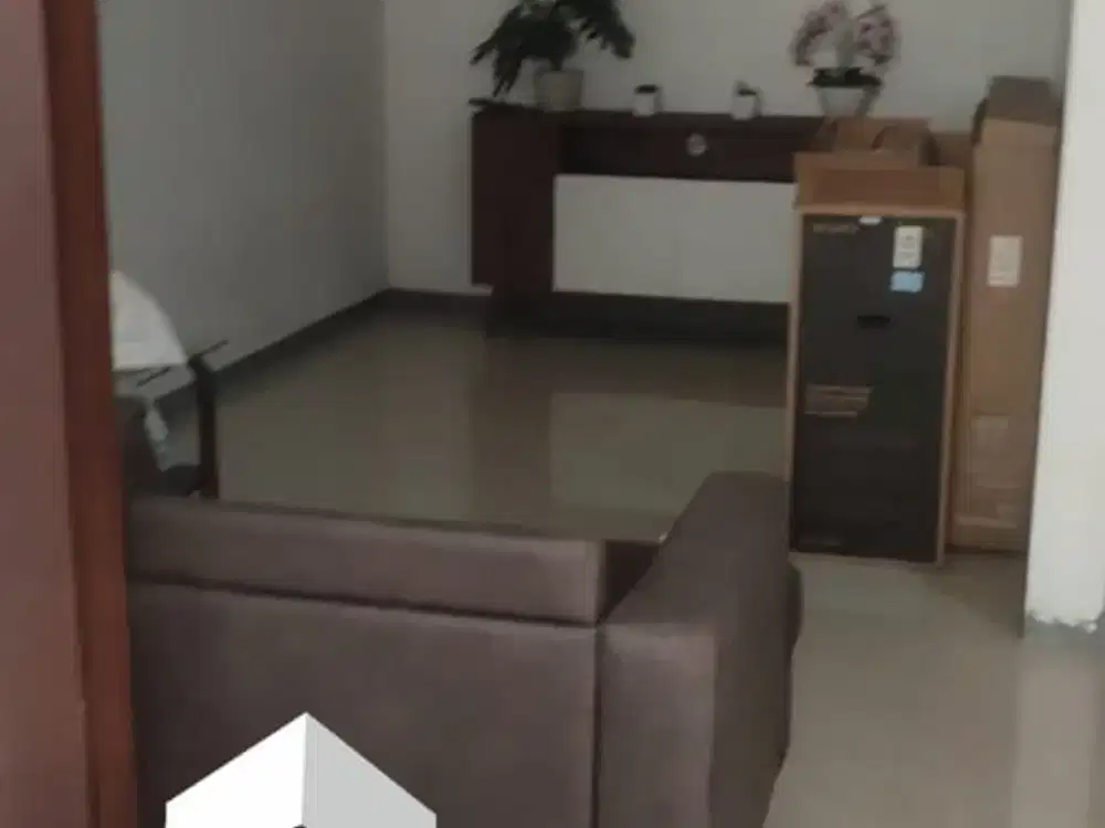 Dijual rumah nyaman komplek Setra Duta