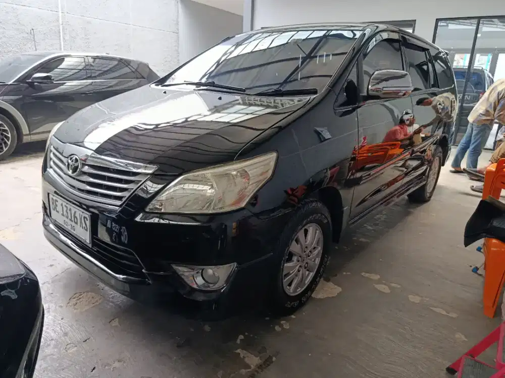 Grand Innova G 2.0 MT 2012