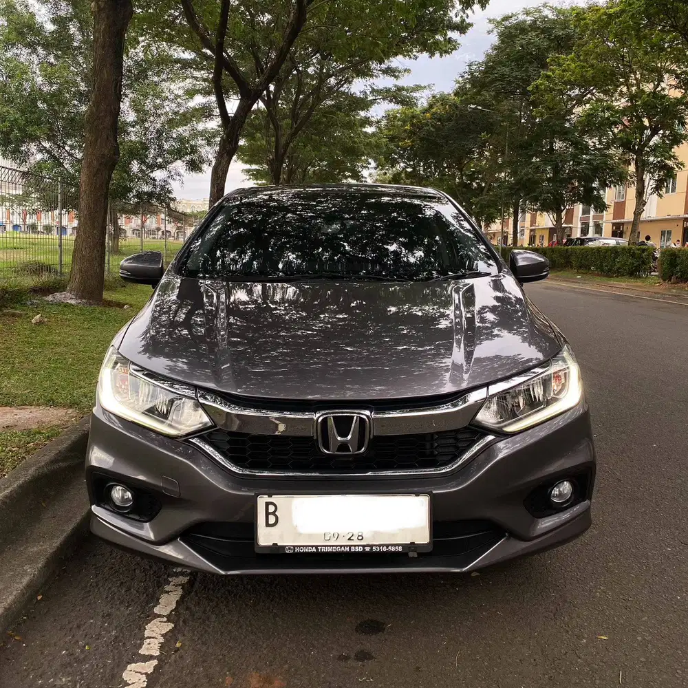 HONDA CITY SEDAN VTEC 2018 AT MATIC GENAP