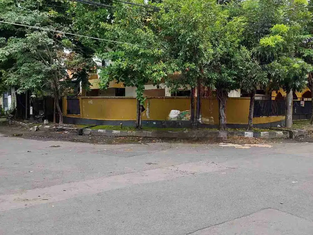 DISEWAKAN RUMAH PUSAT KOTA HOOK, COCOK BUAT RESTO, CAFE, KANTOR, MINIMARKET,KLINIK dll