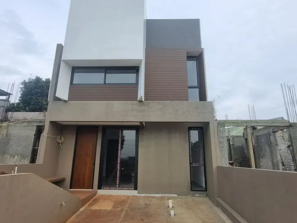 Rumah 2 Lt SHM 7 Menit ke RS Citra Medika Depok Dibantu KPR J-28423