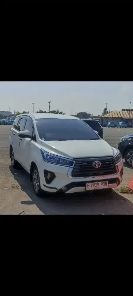Jual mobil bekas kijang inova thn 2022