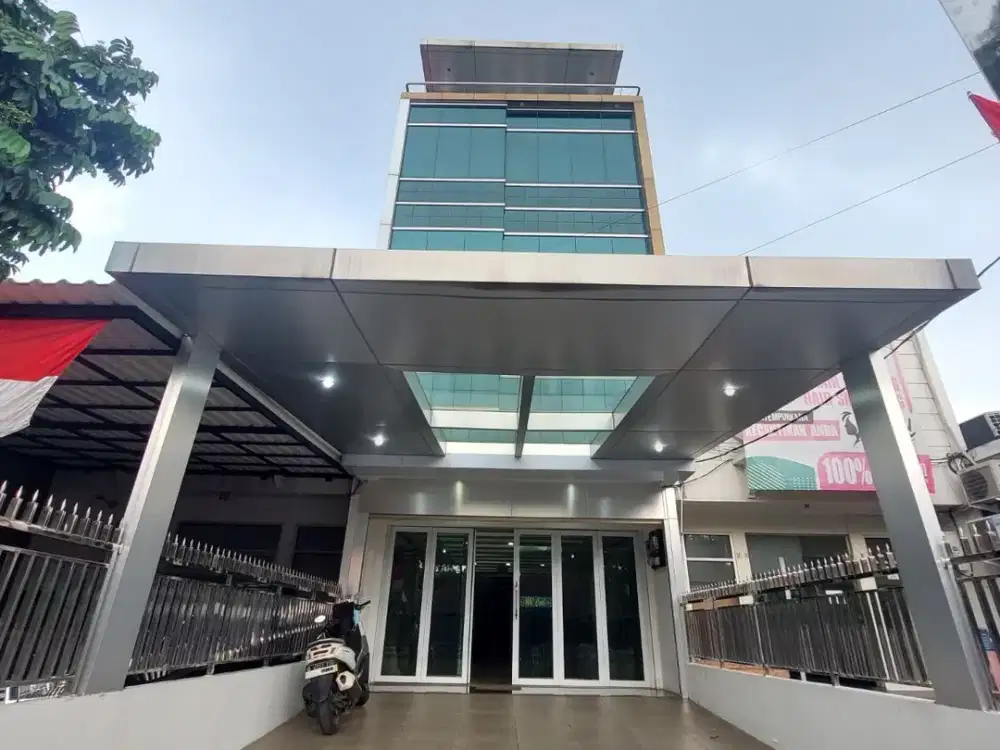 Gedung Kantor 4 Lantai dengan Lift di Tebet Barat Jakarta Selatan