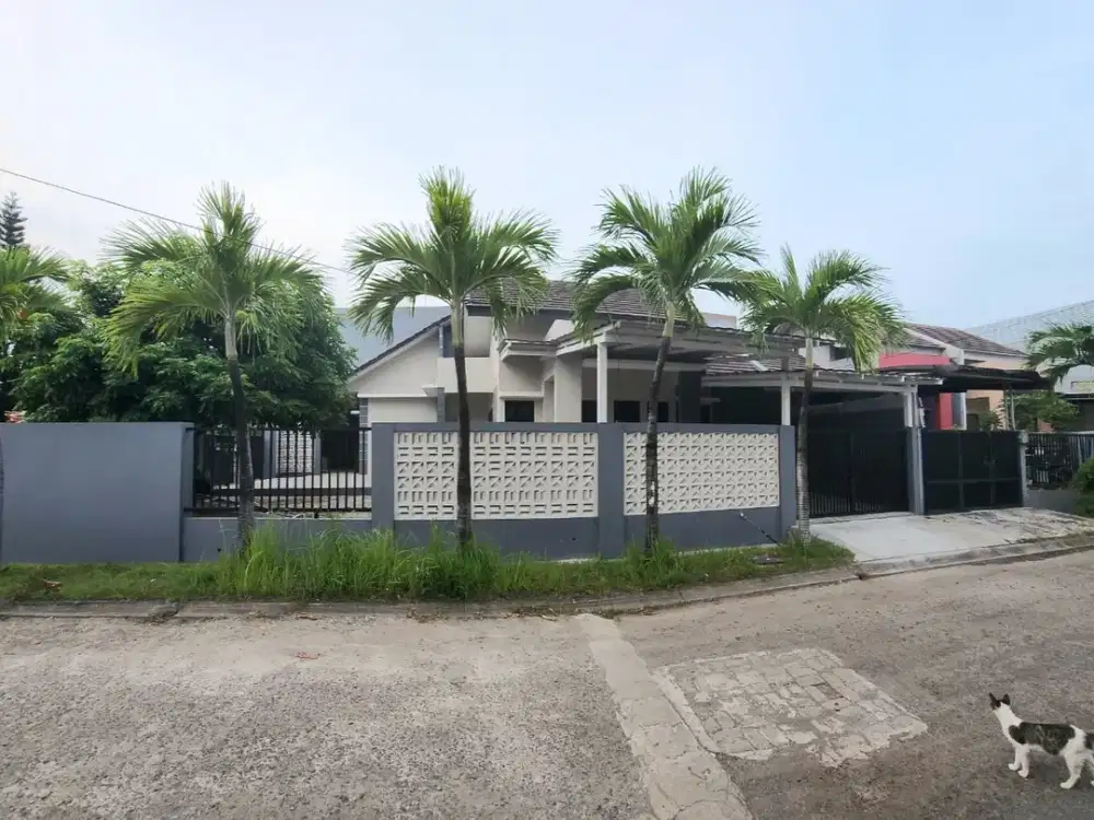 Rumah 2 Lantai di Cluster Ifolia Harapan Indah, Bekasi.