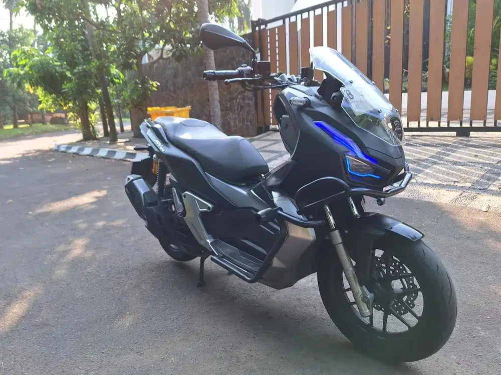 Dijual honda adv cbs 2021