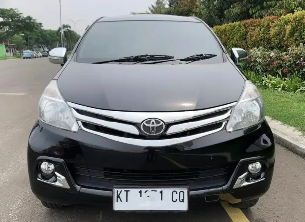 Dijual Cepat Toyota Avanza Veloz 2014