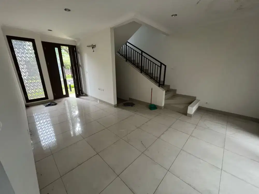 Dijual Rumah Siap Huni Summarecon Cluster Cynthia Bandung