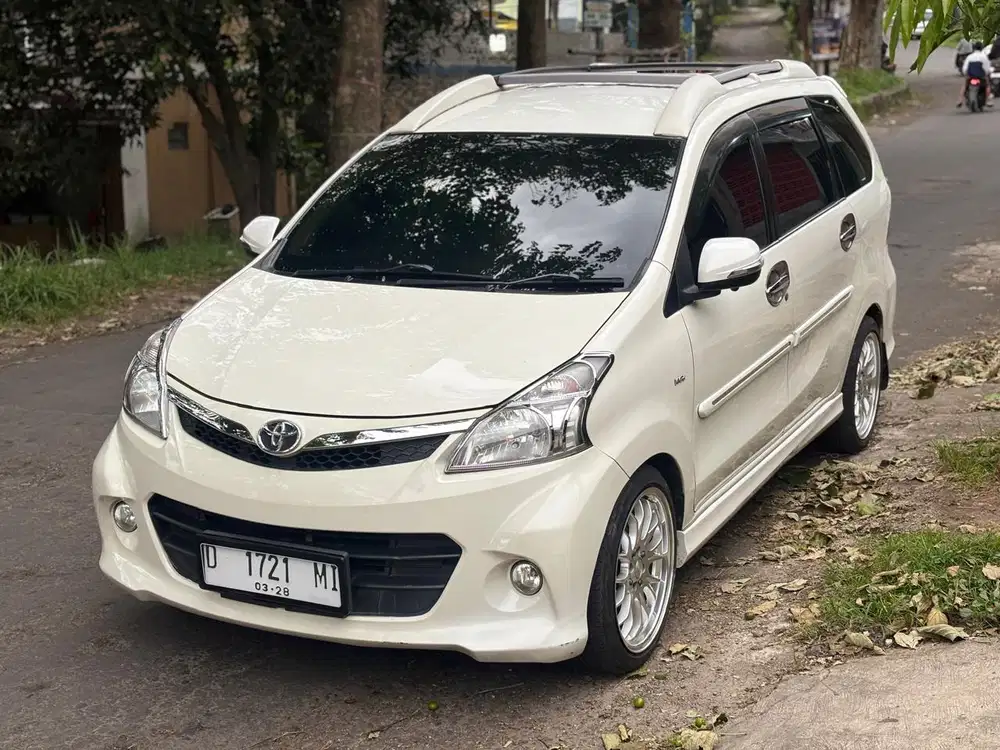 Avanza Veloz 1.5 tahun 2015 low km 91rb/tt boleh gan cash lebih bagus