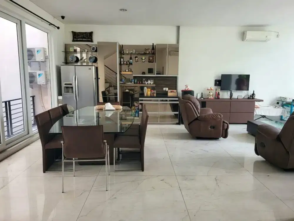 Dijual Murah Rumah Residence 3Lt Bagus Semi Furnish di Spring Hill Residence,Pademangan,Jakut