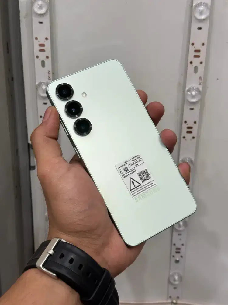 Second Samsung S25 12/256gb Resmi Sein Fullset