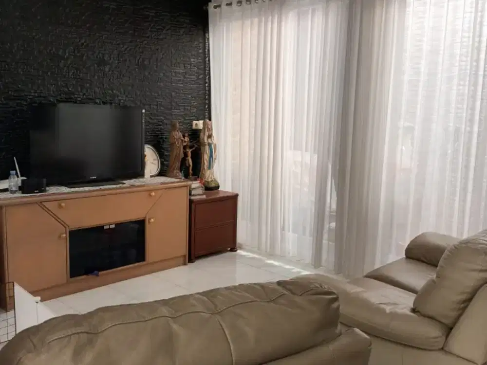 rumah cakep murah sudah renov Topaz PHG Gading Serpong