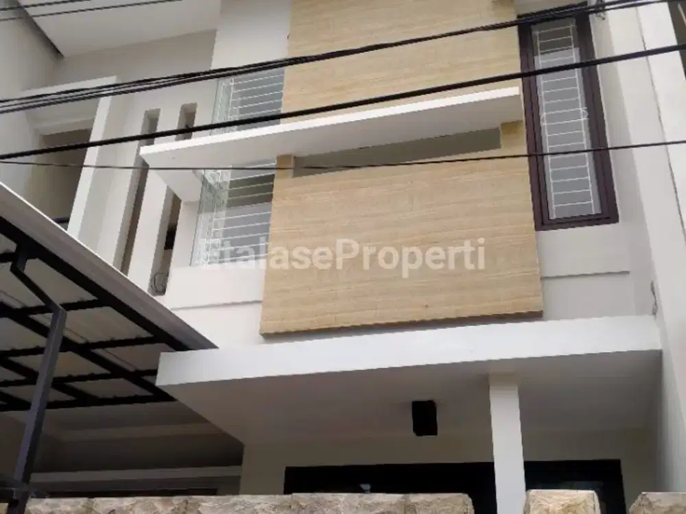 Disewakan rumah bagus rungkut harapan dekat merr