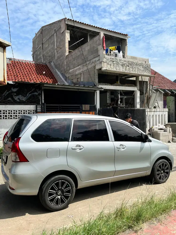 Daihatsu Xenia 2013 Bensin