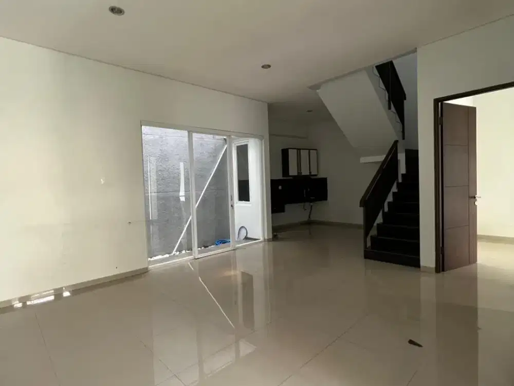 Rumah Nyaman Setra Glory Sayap Pasteur