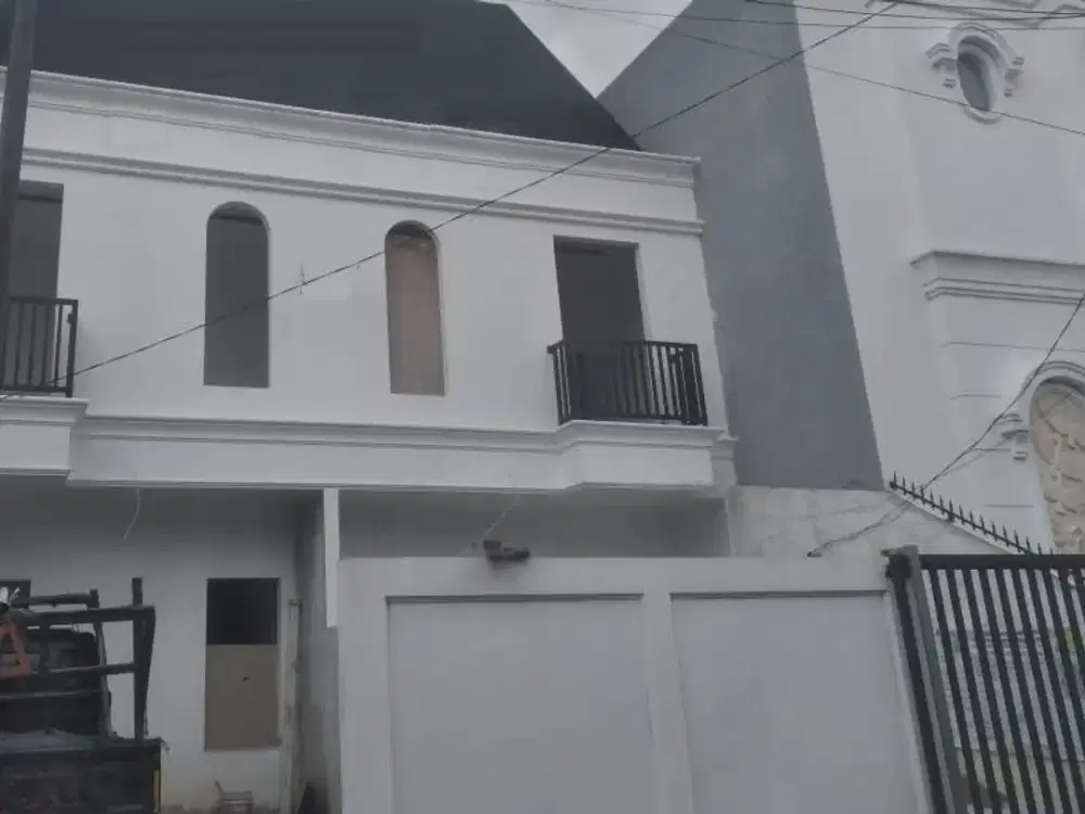 Disewakan, rumah brand new, rumah baru 100%, siap huni, strategis @Kayu Putih, area Rawamangun, Jakarta Timur