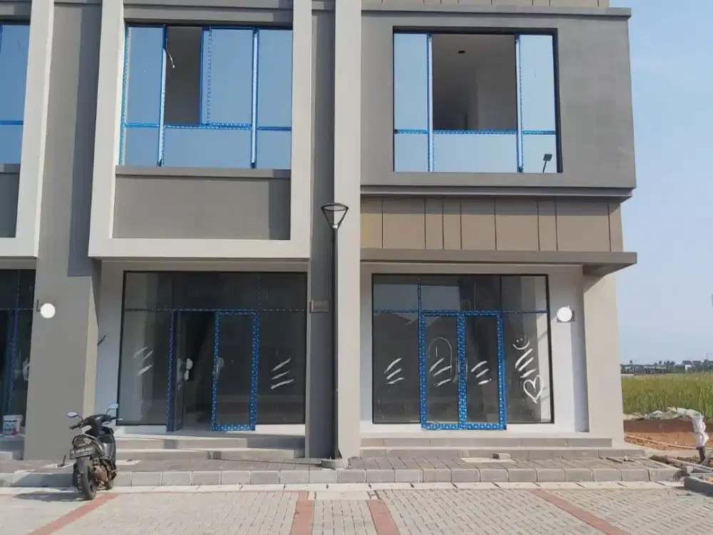 Rukan Milenial PIK2 dengan tipe HOOK ukuran 5x12m Strategis dan mudah di akases