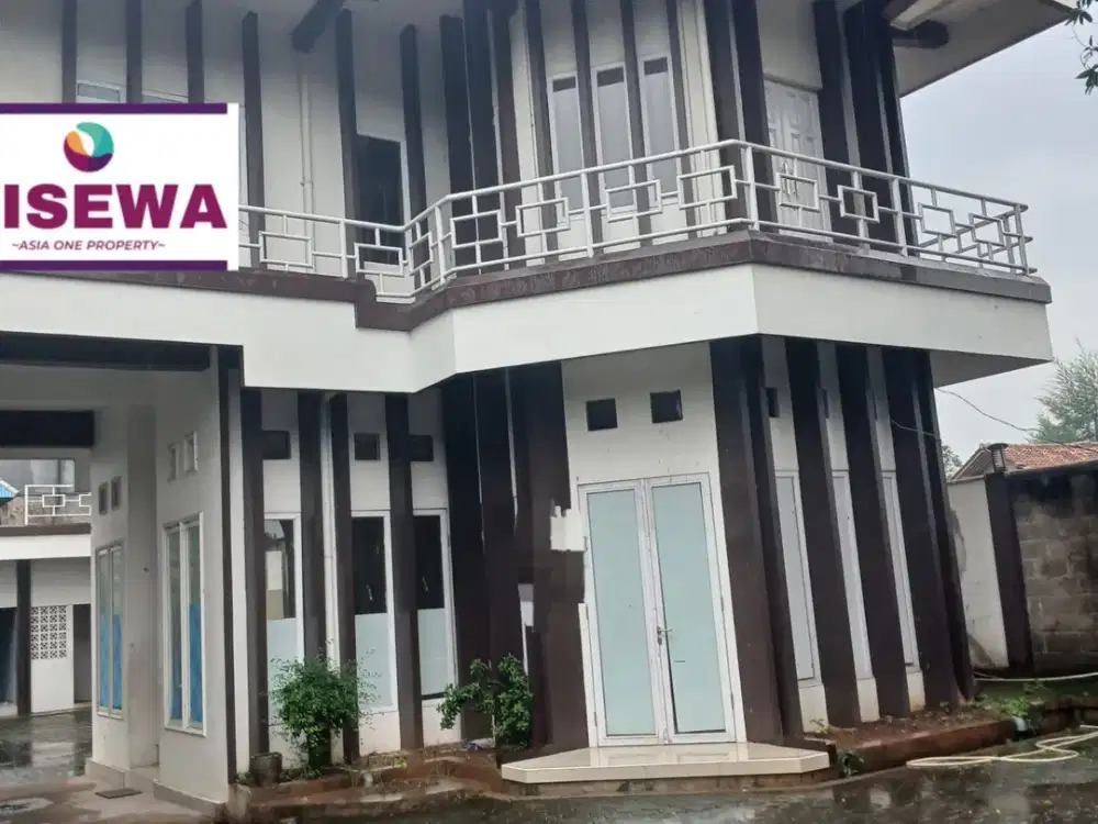 DISEWAKAN RUMAH DENGAN PARKIRAN LUAS BISA UTK USAHA DI MUSTIKA JAYA BEKASI