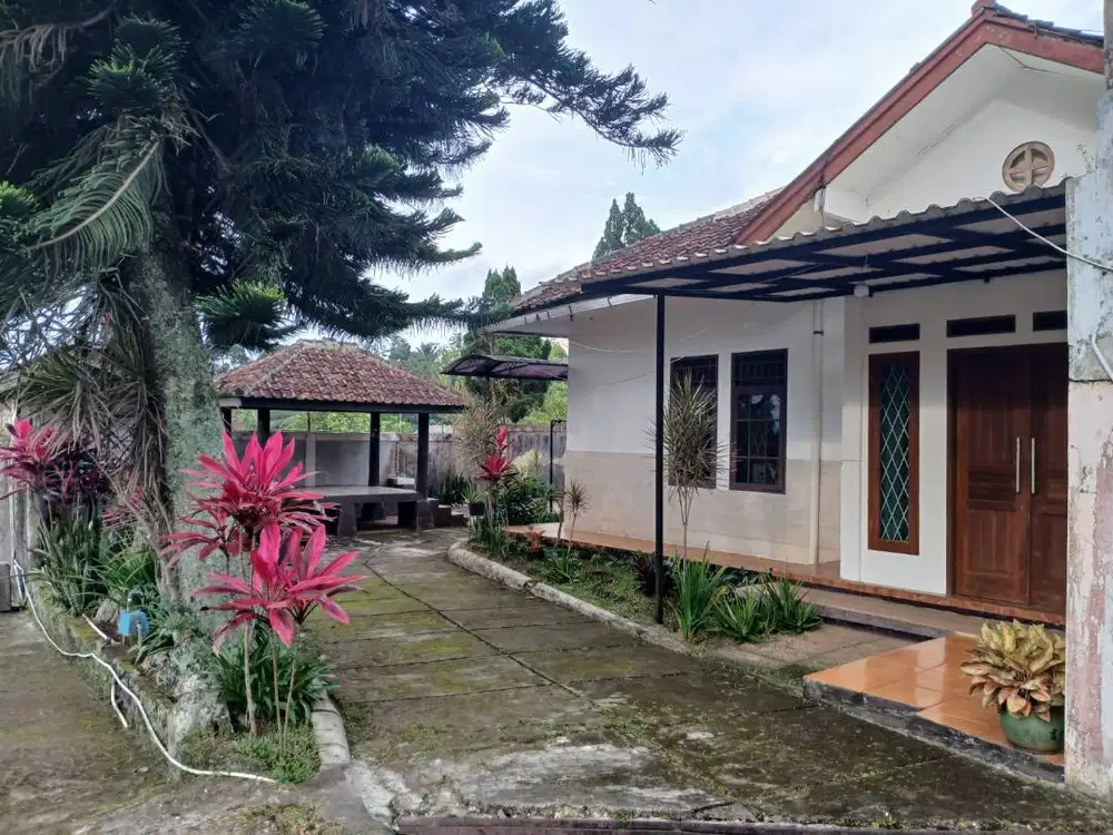 DIJUAL! Rumah / Vila daerah Cibadak, Sukabumi, Jawa Barat