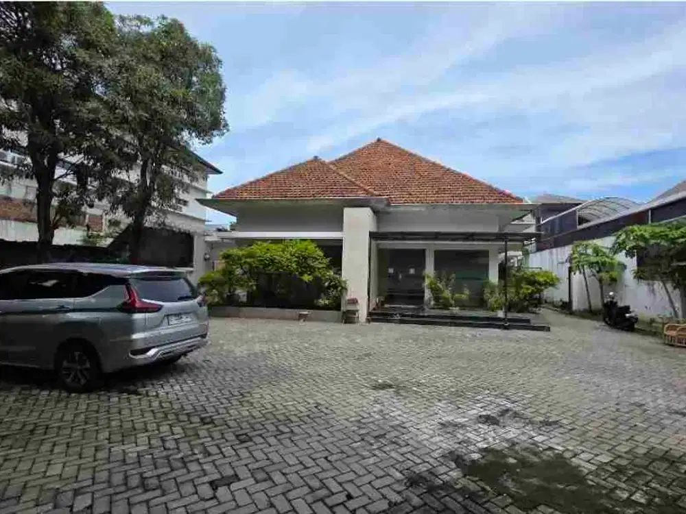 Dr Sutomo Polisi Istimewa