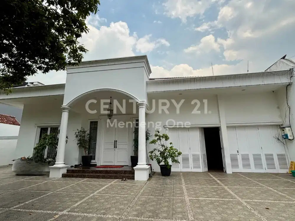 Disewa Rumah Mewah & Besar Dengan Kolam Renang Menteng Inti Jakarta Pusat