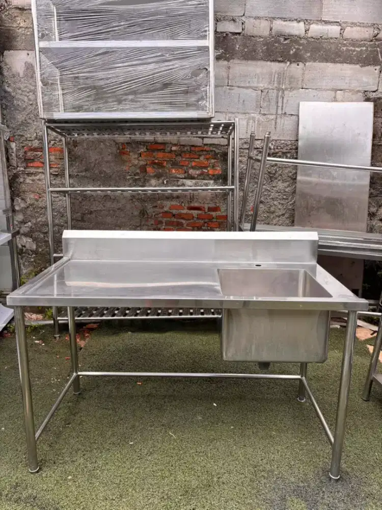 SINK 1 LUBANG SAYAP KIRI

Ukuran 140x70x85
Lubangnya 45x45x30