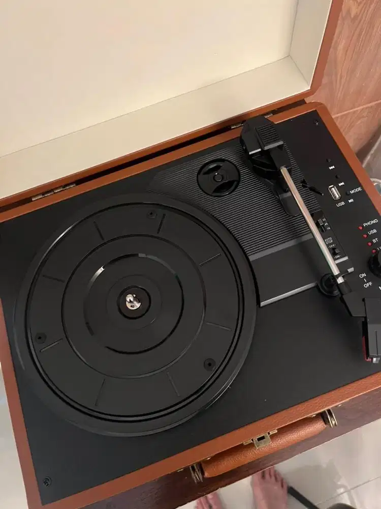 Vinyl Player Brown