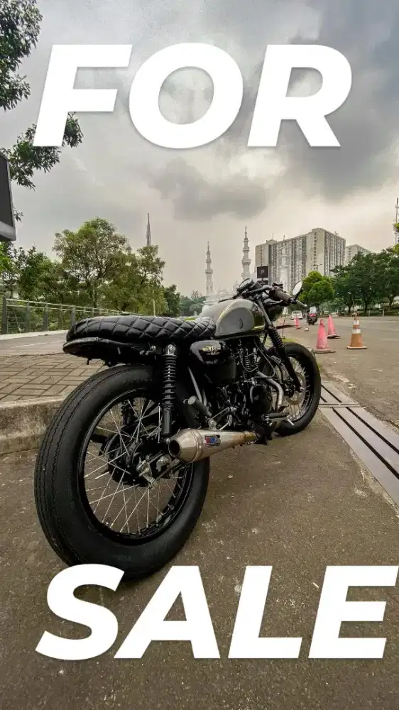 Kawasaki W175 SE Costum Caferacer