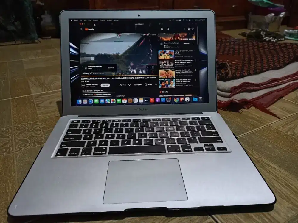 Macbook air 2017 13.3inch