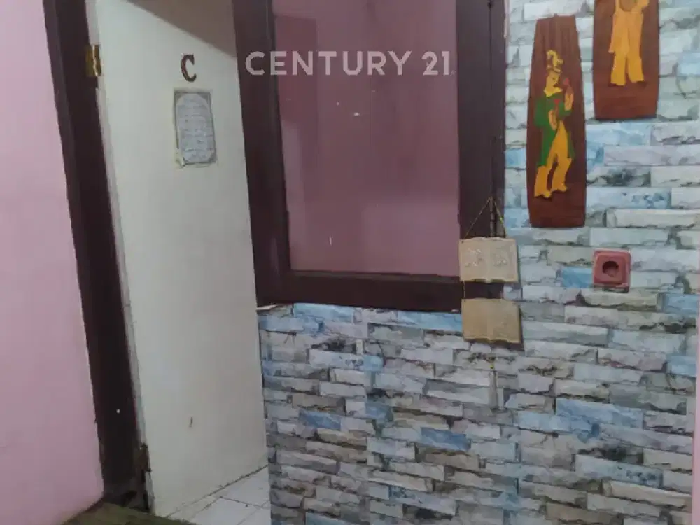 Rumah Di Kelapa Gading. Bisa Buat Usaha Dan Rumah Tua Tapi Terawa