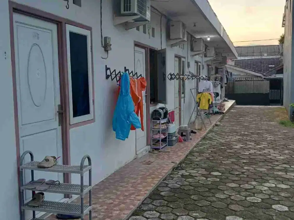 RUMAH SEWA PETAKAN KEBAYORAN BARU JAKARTA SELATAN