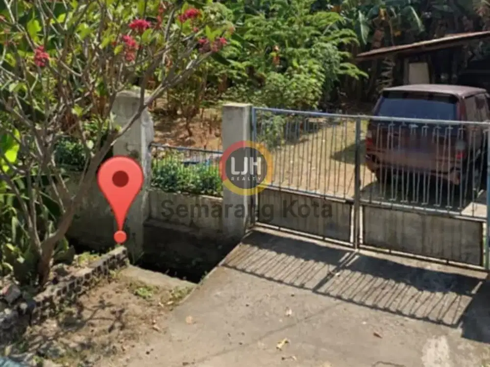 Kavling di jalan Puspogiwang